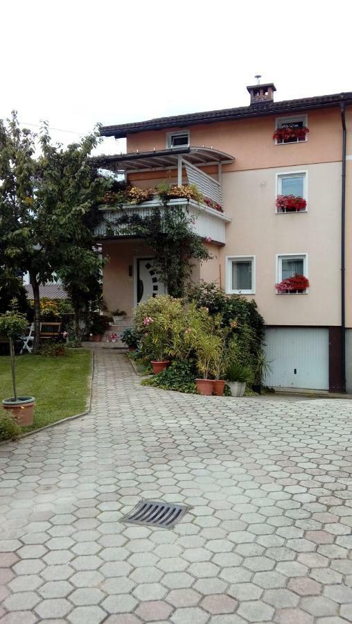 Apartma Meta Радовлиця Екстер'єр фото
